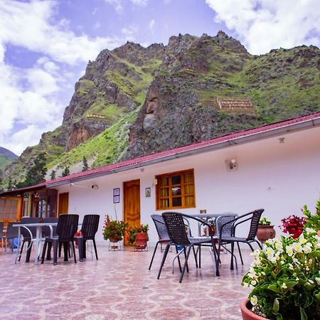 Intitambo Hotel Ollantaytambo Bagian luar foto